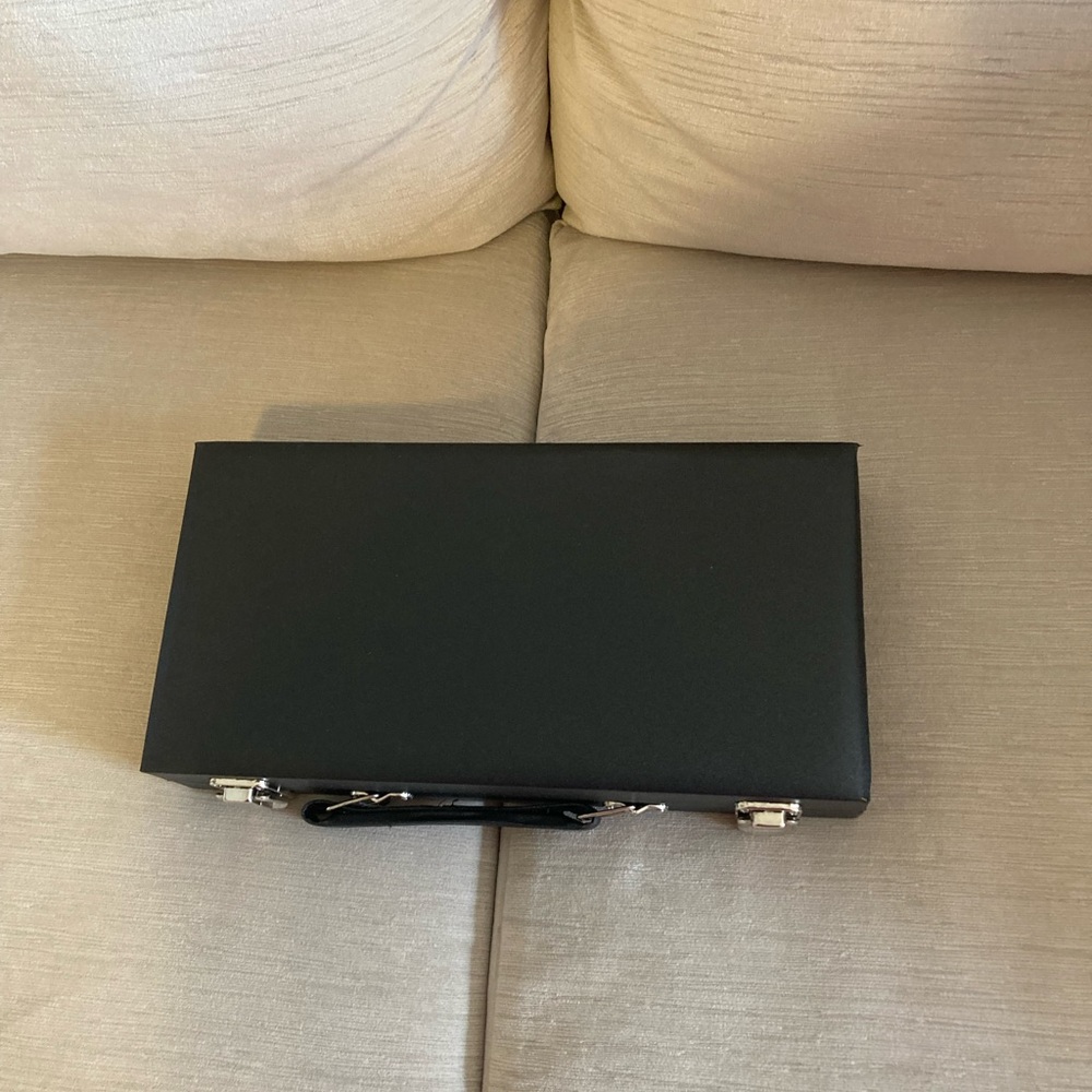 Avon's Six -In-One game Set - Picture 2 of 5